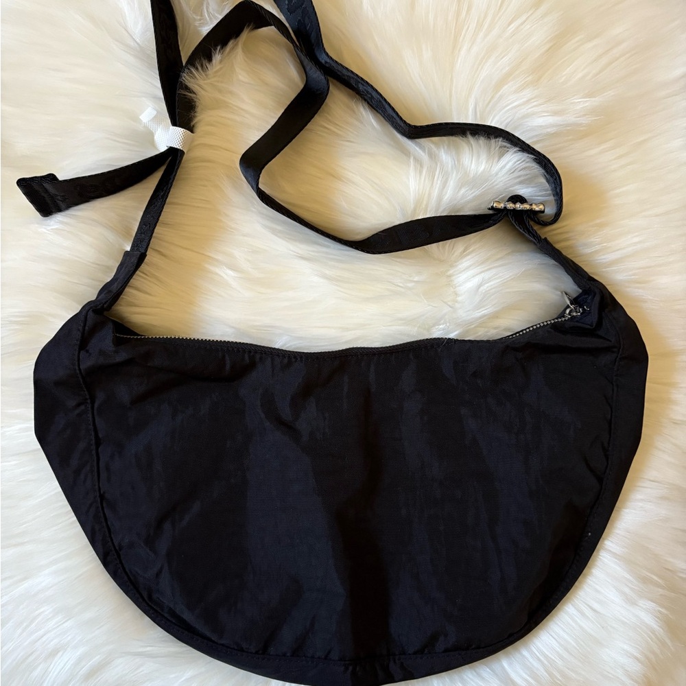 BAGGU Black Crossbody Bag